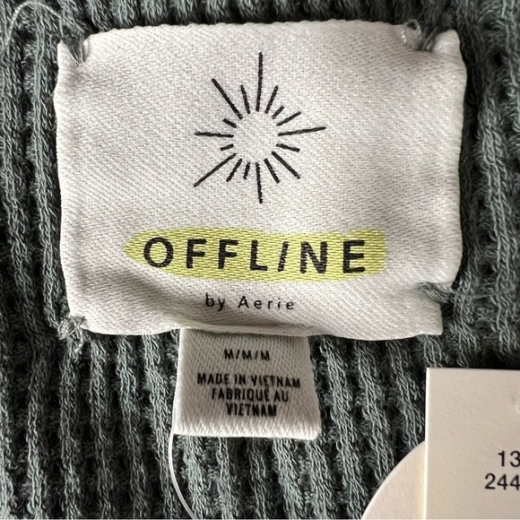 NWT Aerie Offline cropped tank top size medium - Picture 6 of 12
